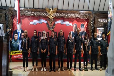 DEKLARASI PENGKUKUHAN SQUAD NUSANT