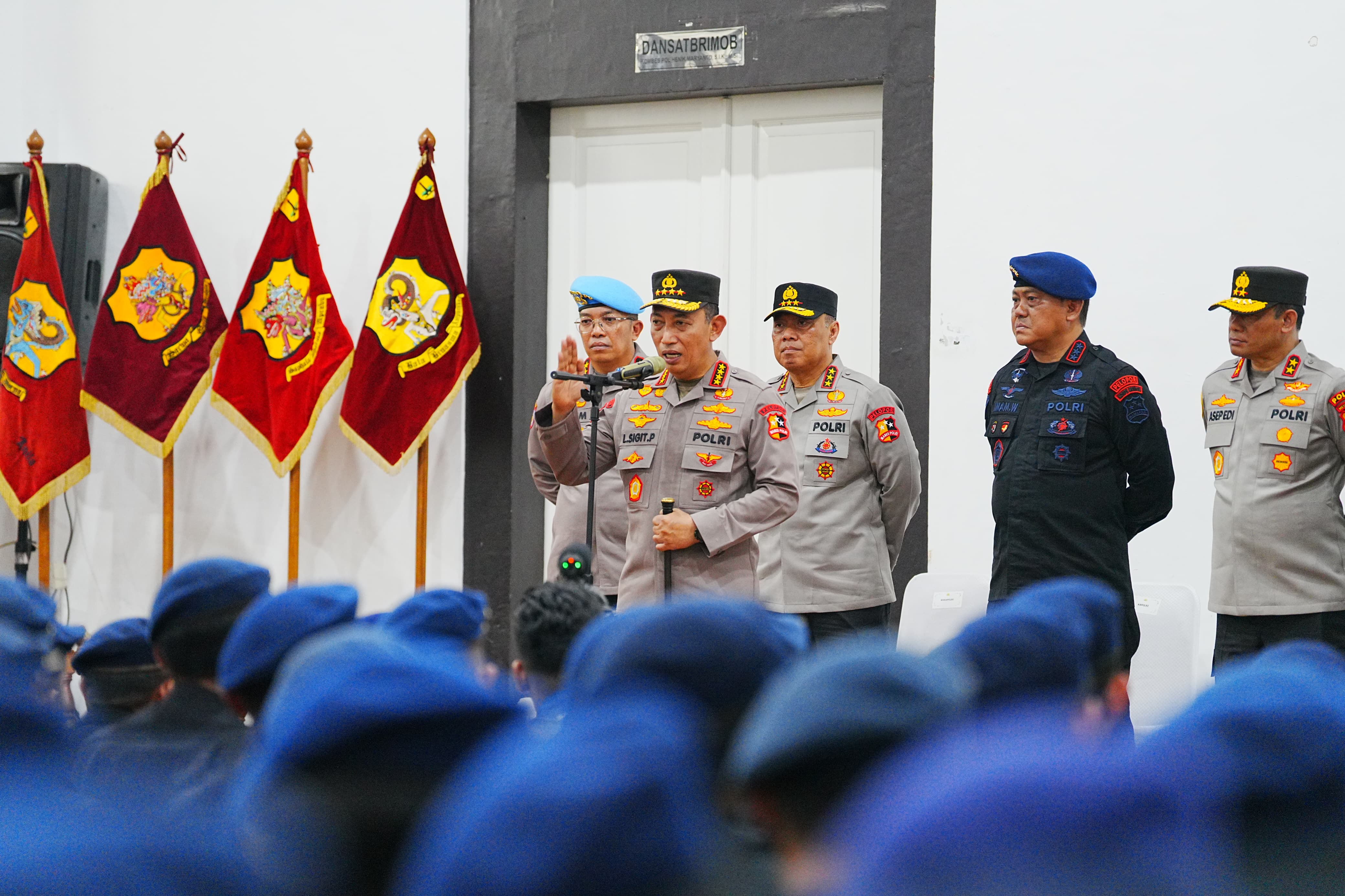 Kunjungi Mako Brimob Kwitang, Kapolri Beri Apresiasi dan Perkuat Motivasi 
