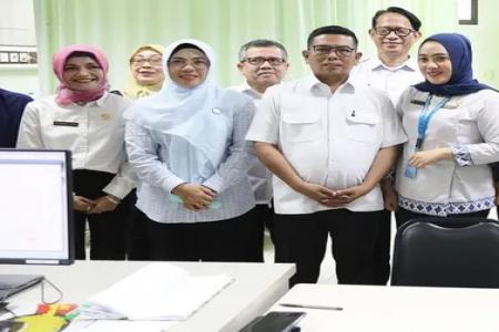 Gubernur Banten Kujungi RSUD M