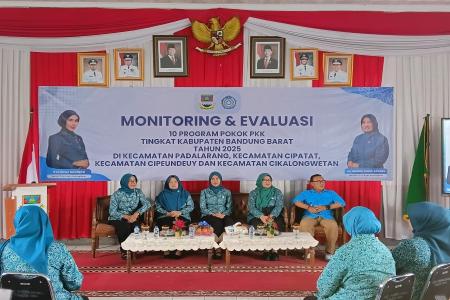 TP PKK Kabupaten Bandung Barat Gelar Monitoring  Evaluasi 10 Program P